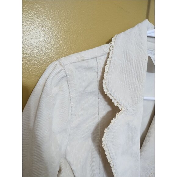 White House Black Market Fitted Ruffle 2-Button Ivory Corduroy Blazer Sz 2 Boho - Picture 7 of 8